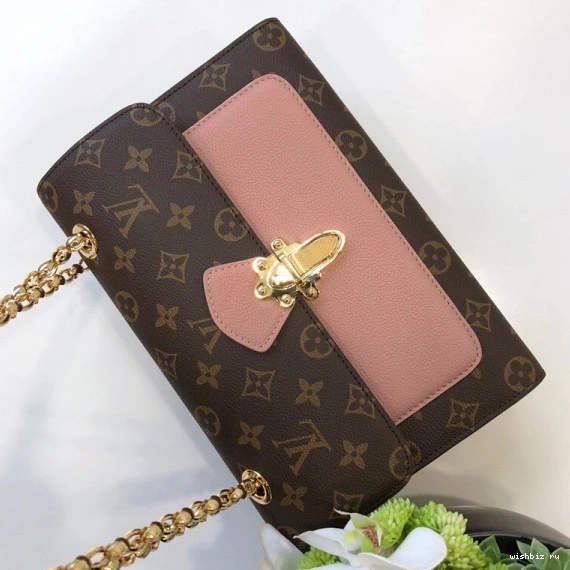 WIS VICTOIRE Louis Vuitton 0826
